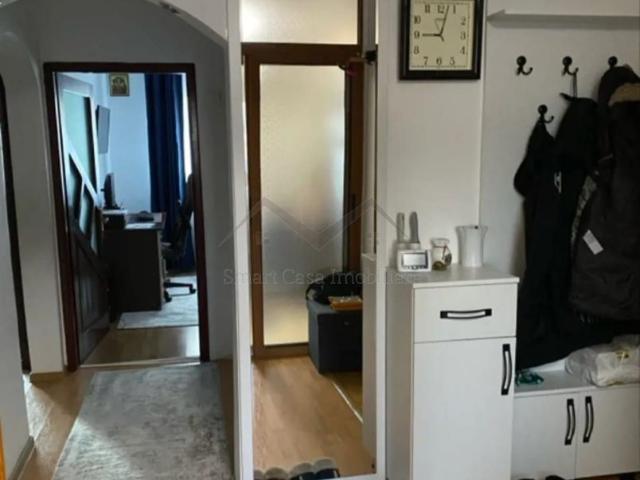 Vand apartament 3 camere, Decomandat, Dacia, Iasi
