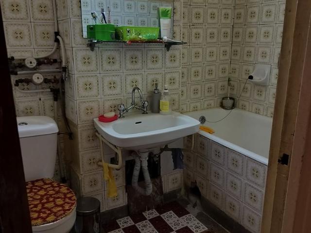 Vând apartament 3 camere Mioveni Casa de cultură