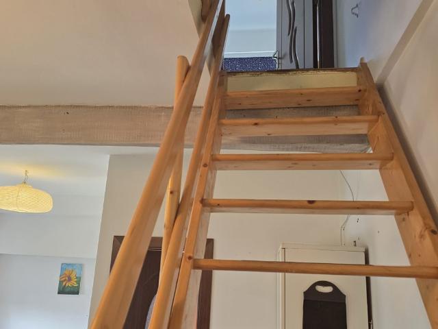 Vand apartament 3 camere, scara interioara, 2 nivele, Deva, Minerului