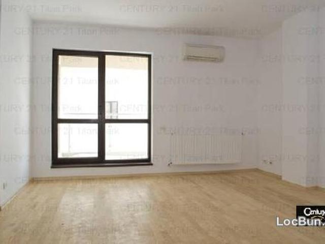 Vand apartament 3 camere Pipera 82500 euro