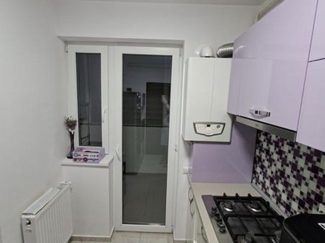Vand apartament 2 camere