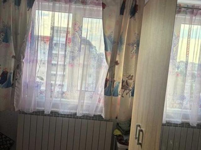 Vand apartament 2 camere, decomandat