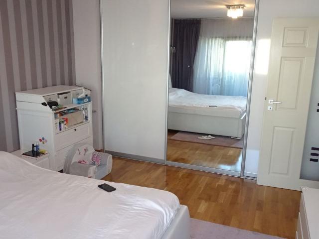 Vand apartament 2 camere decomandat in Deva, ultracentrala, spital