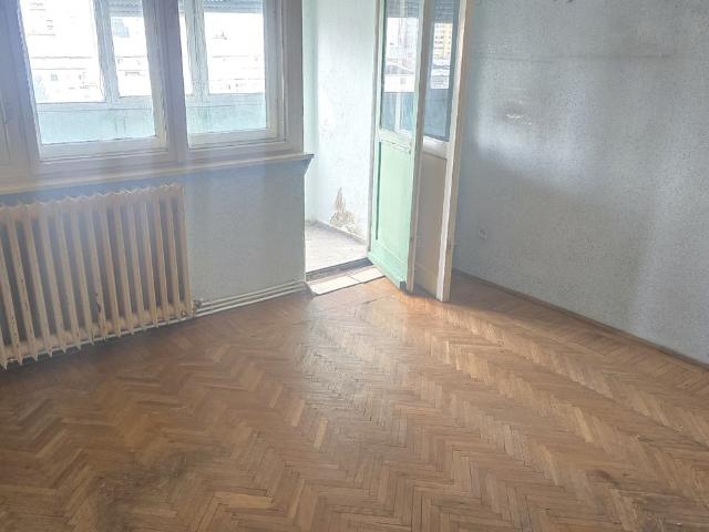 Vand apartament 2 camere in Deva, zona ITM, decomandat