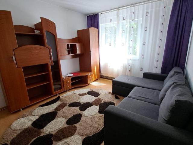 Vand apartament 2 camere Manastur