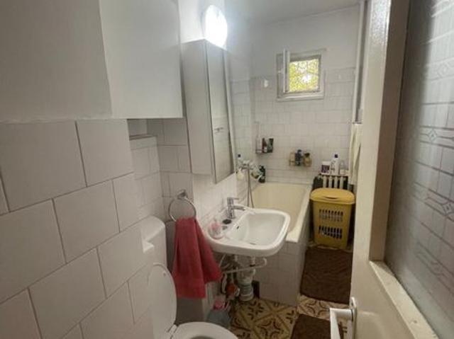 Vând apartament 2 camere Rogerius