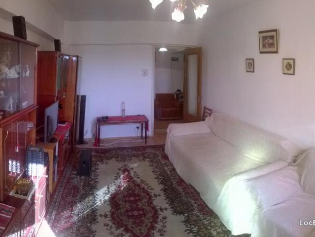 Vand apartament 4 camere confort 1