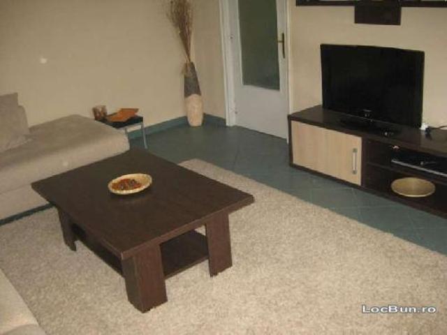 VAND APARTAMENT 4 CAMERE MALL VITAN, Bucuresti