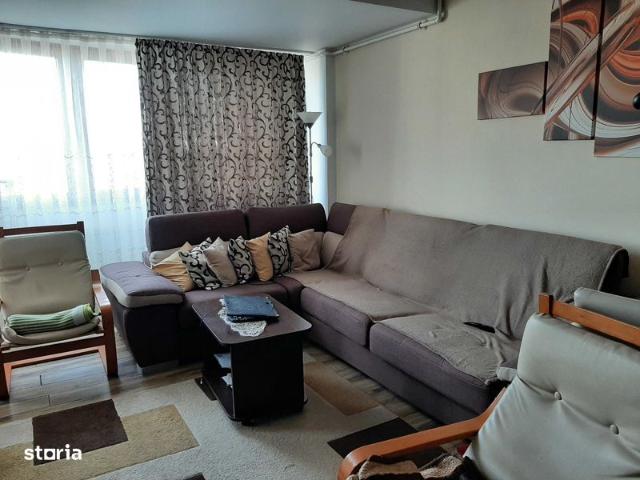Vand apartament cu 3 camere in zona centrala a orasului SATU MARE
