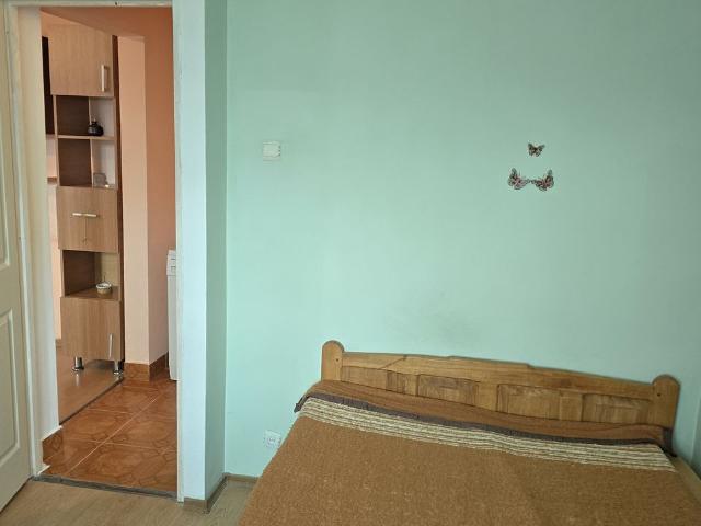 Vand apartament cu 2 camere Deva, Sala Sporturilor in P uri, etaj 3