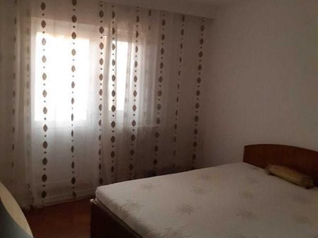 Vand apartament zona centrala cu 2 camere decomandat si utilat