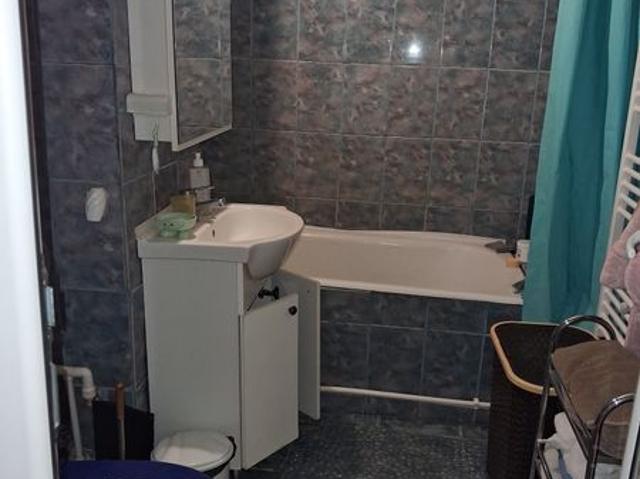 Vand apartamet Navodari
