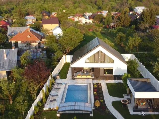 Vand vila de lux in Breaza de sus Prahova