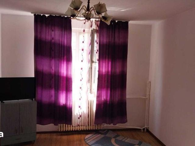 Vand/inchiriez garsoniera Ramnicu Valcea, zona Mihai Viteazul