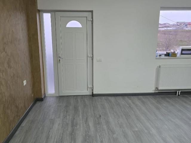 Vand/inchiriez sau schimb casa P+3 in Ovidiu, Jud. Constanta
