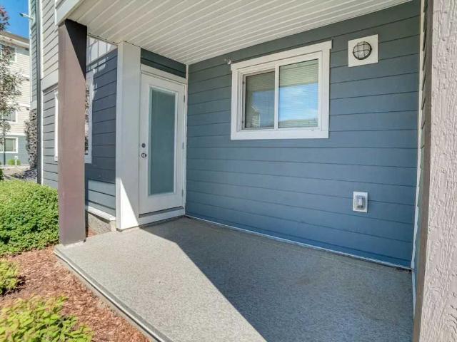 Vanier Woods 1 Bedroom Apartment for Rent at 39 Van Slyke Way, Red Deer, AB T4R 0S3 Vanier East