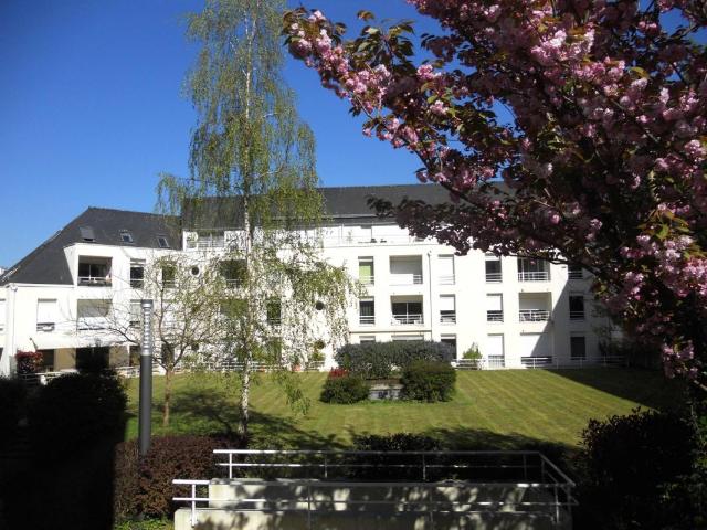 VANNES – CENTRE VILLE – Grand Appartement T3 avec garage