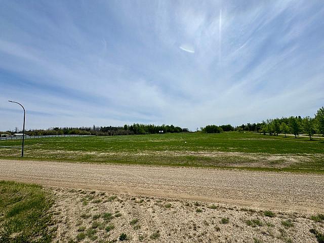 Vacant 5.28 acre Country Residential Lot On Town Outskirts