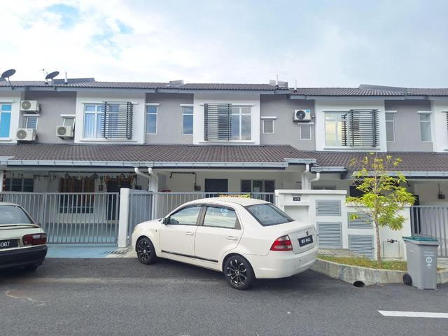 Vacant and Completed Unit 2Storey Taman Iringan Bayu Aury