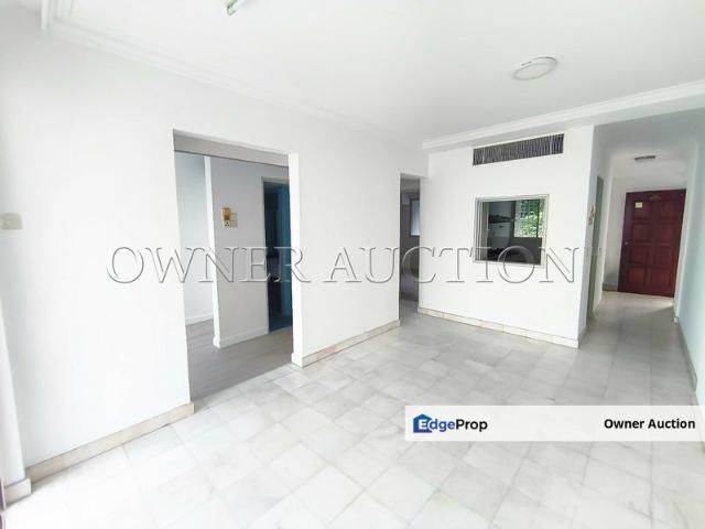 [Vacant and Partially furnished Unit] Condominium [10 min to Straits Quay Retail Marina, 10 min to Batu Ferringhi Beach]
