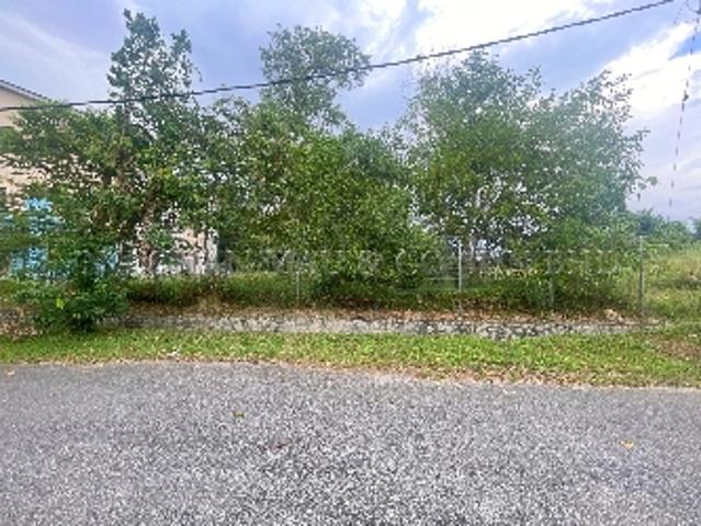 Vacant Detached House Plot