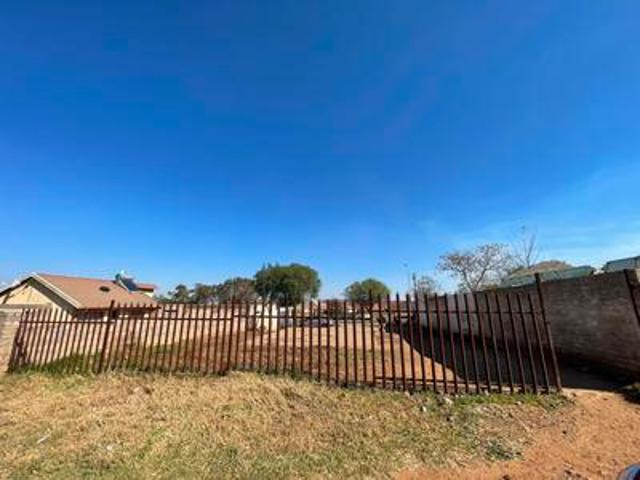 vacant land for 650k