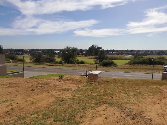 Vacant land for sale on Heron Banks Golf & River Estate