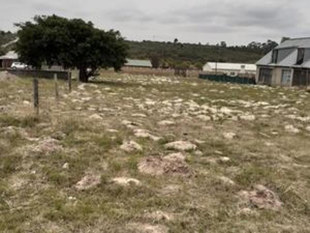 vacant land on the market in alberti.