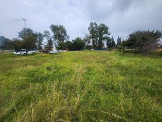 vacant land on the market in brakpan.