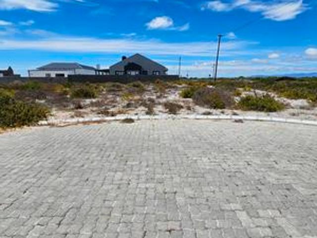 vacant land on the market in popular.