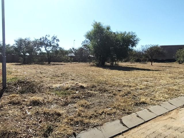 Vacant Land / Plot in Bendor For Sale