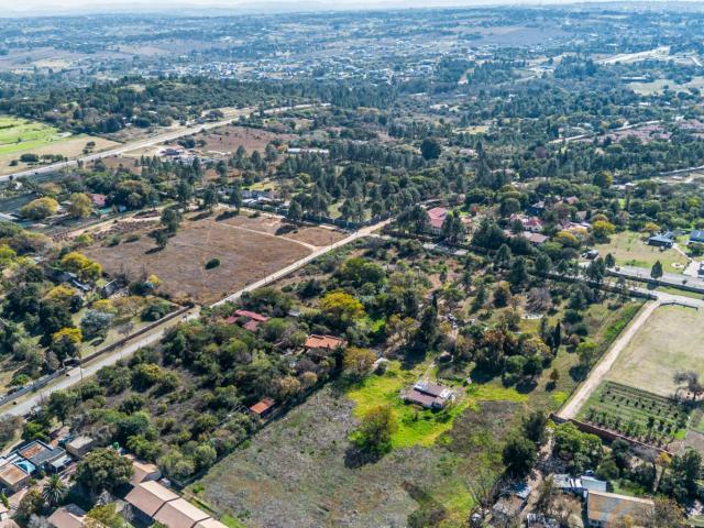 Vacant Land / Plot in Crowthorne AH For Sale