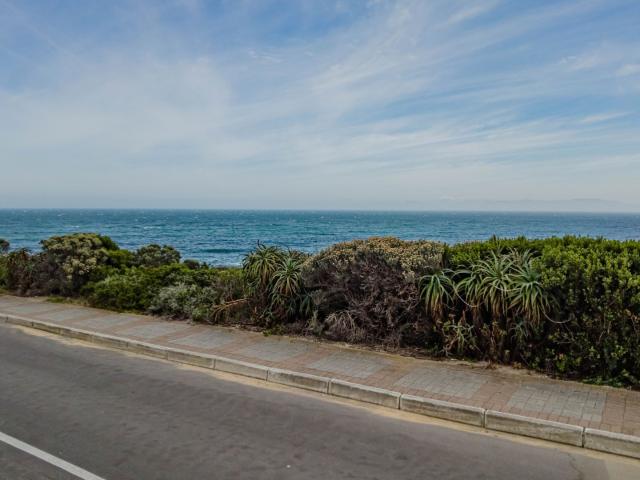 Vacant Land / Plot in De Kelders For Sale