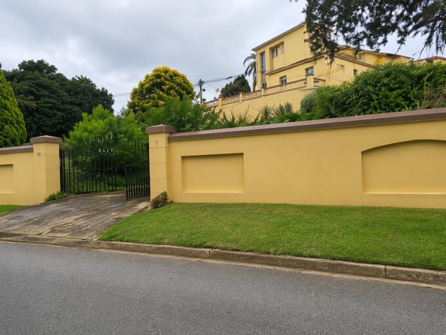 Vacant Land / Plot in Florida Hills For Sale