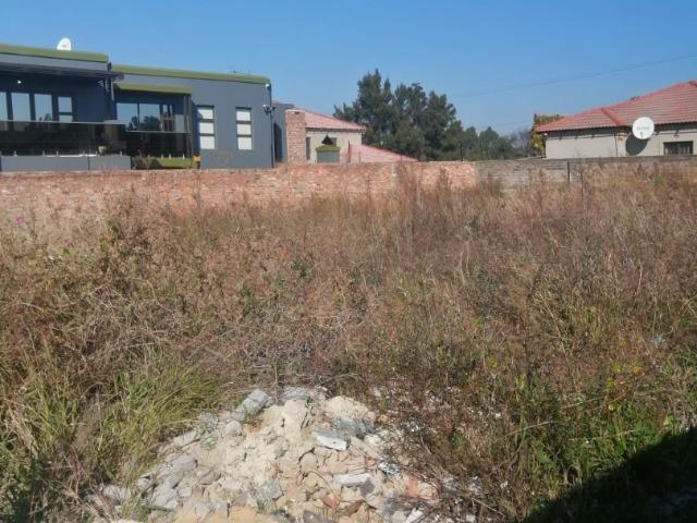 Vacant Land / Plot in Klippoortje For Sale