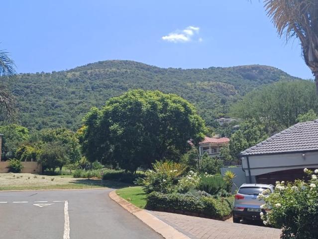 Vacant Land / Plot in Kosmos Ridge For Sale