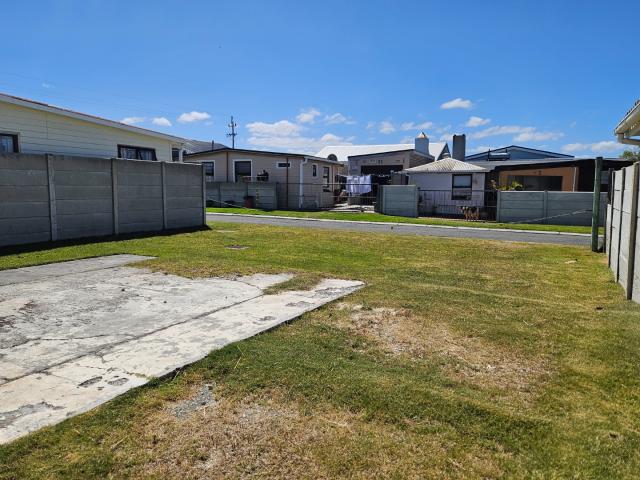 Vacant Land / Plot in Pearly Beach For Sale