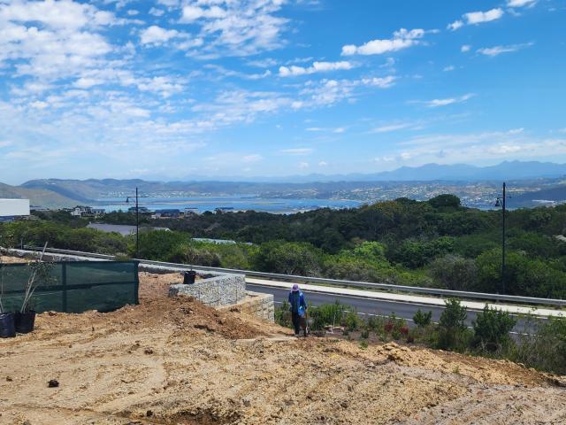 Vacant Land / Plot in Pezula Golf Estate For Sale