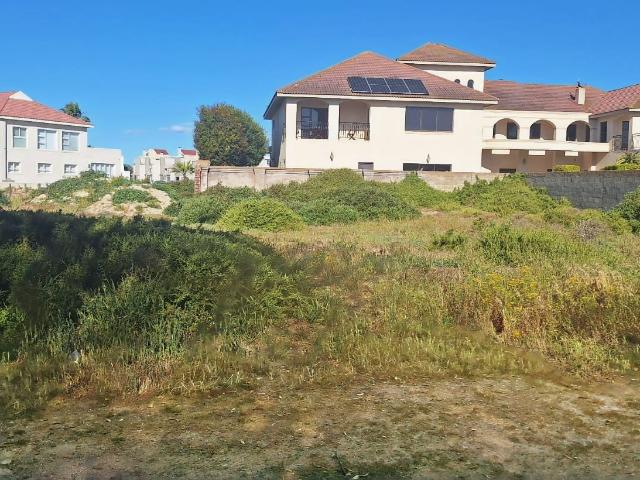 Vacant Land / Plot in Port Owen For Sale