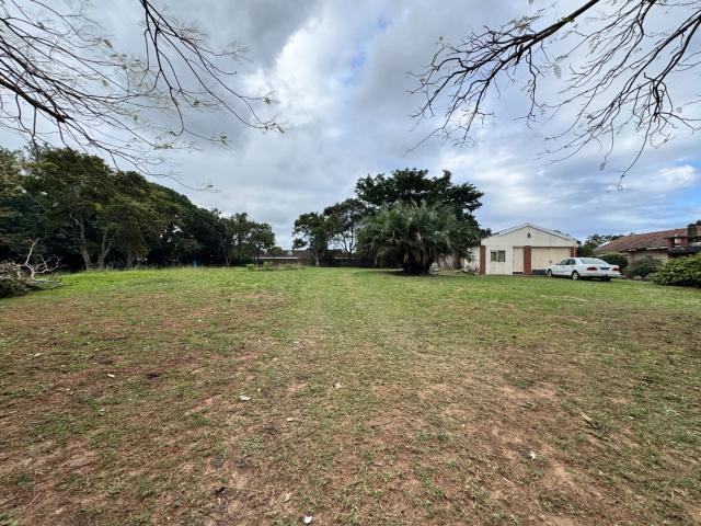 Vacant Land / Plot in Uvongo Beach For Sale