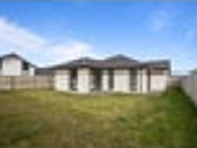 NO TENANTS. NO WAITING. MUST SELL!