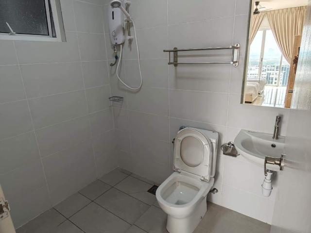 Vacant Master Room – Subang Bestari Nadayu 801