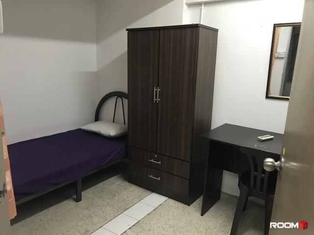 Vacant Room Available for Rent!