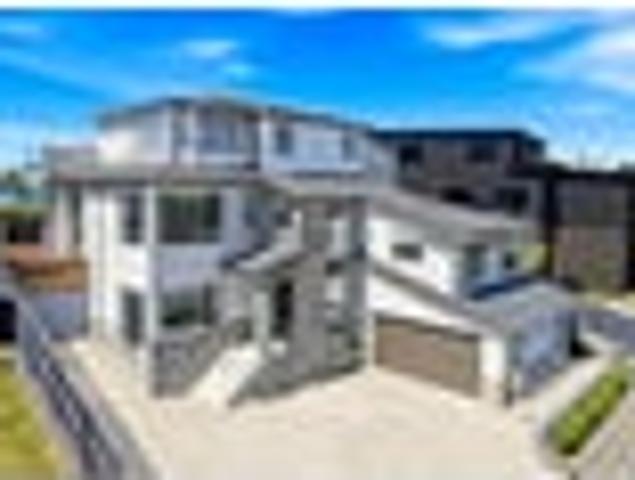 VACANT & READY TO MOVE IN – MUST BE SOLD!