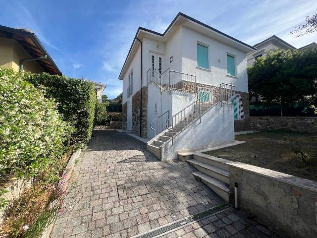 Vacanza Affitto Appartamento, in zona CASTIGLIONCELLO, ROSIGNANO MARITTIMO