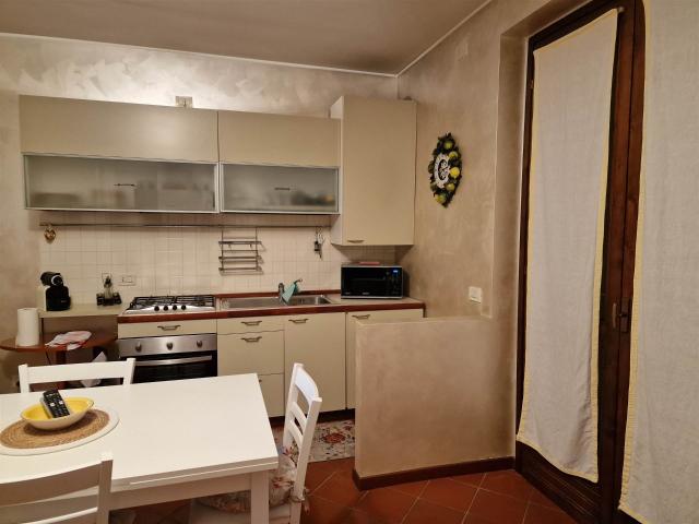 Vacanza Affitto Appartamento, in zona CENTRI: DESENZANO DEL GARDA, DESENZANO DEL GARDA