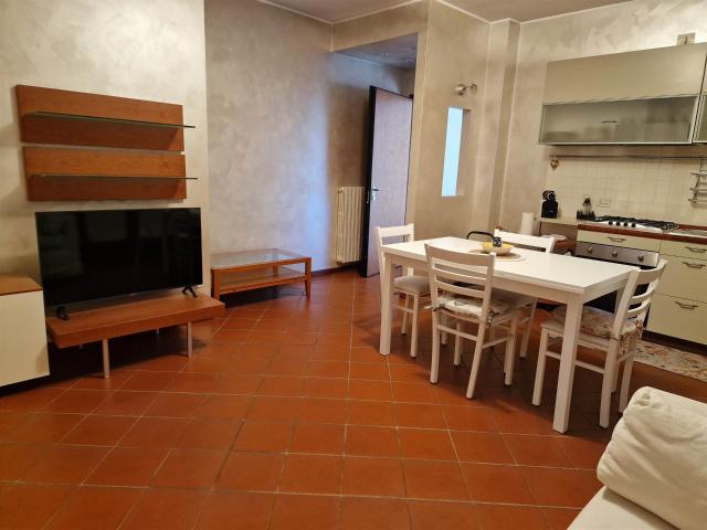 Vacanza Affitto Appartamento, in zona CENTRI: DESENZANO DEL GARDA, DESENZANO DEL GARDA