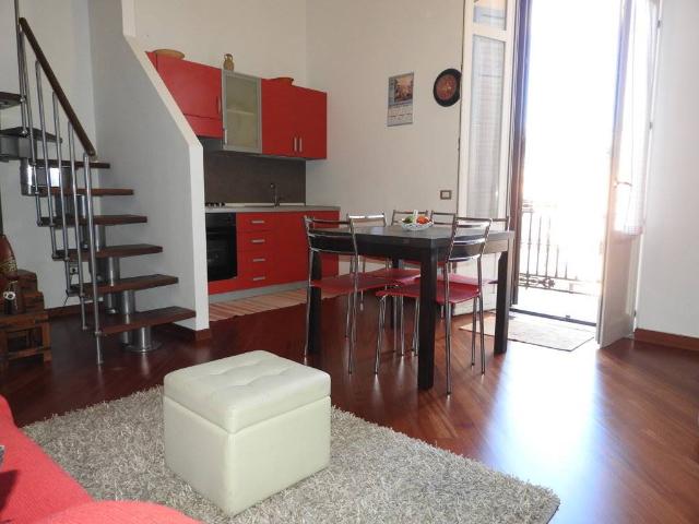 Vacanza Affitto Appartamento, in zona CENTRO STORICO, PALERMO
