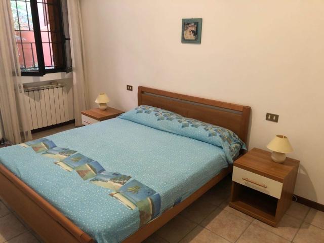 Vacanza Affitto Appartamento, in zona RIVOLTELLA DEL GARDA, DESENZANO DEL GARDA