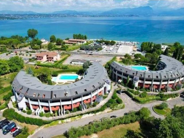 Vacanza Affitto Appartamento, in zona RIVOLTELLA DEL GARDA, DESENZANO DEL GARDA